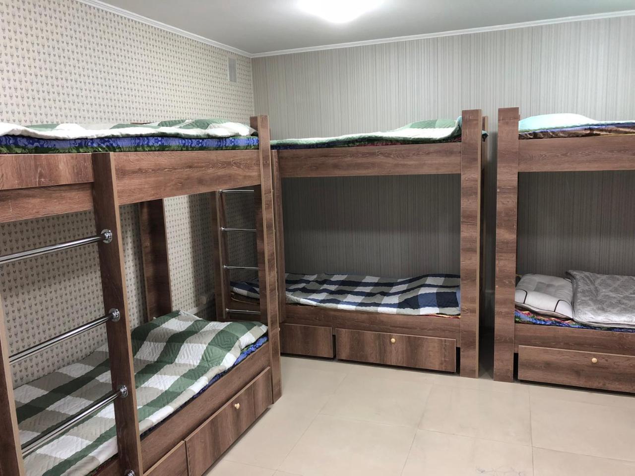 Apple City Hostel Αλμάτι Εξωτερικό φωτογραφία